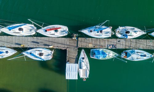 Szkola-Zeglarstwa-Solina-kursy-zeglarskie-scaled